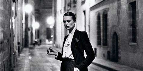 yves saint laurent, vogue france, rue aubriot, paris 1975